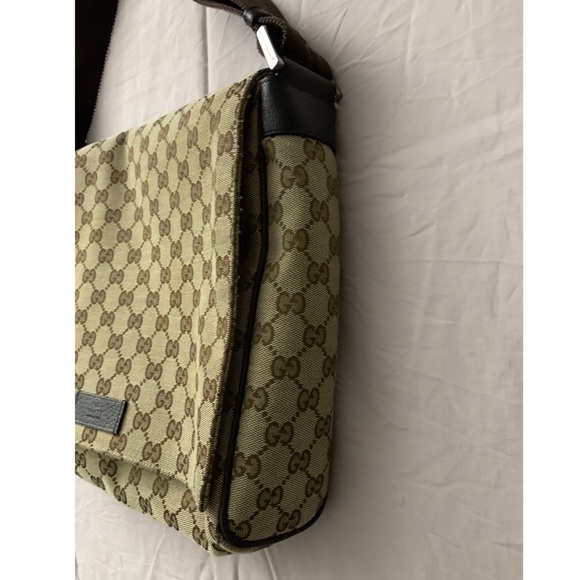 Gucci Messenger side Bag model 146236 - Picture 3 of 10